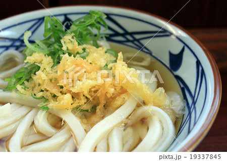 うどん 19337845