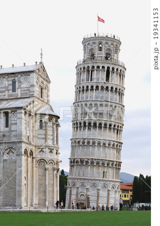 ピサの斜塔 19341153