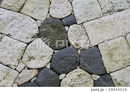 富山城の「石垣」（富山城址公園／富山県富山市丸の内） 19344314