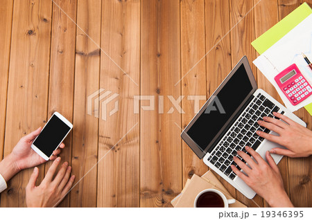 パソコンとスマートデバイスの違い パソコンとスマートデバイスの違い 19346395
