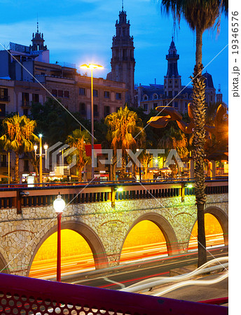 night view of Barcelona. Catalonia, Spain 19346576