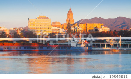 View of Malaga from Port in morning 19346811