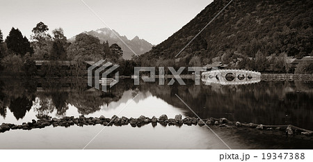 Black Dragon pool 19347388