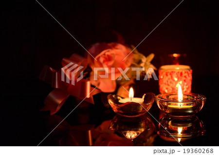 キャンドルとパーティイメージ 19360268
