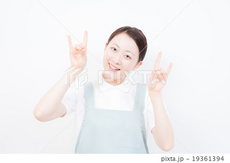 介護　保育　女性 19361394