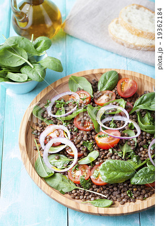 Lentil salad with cherry tomatoes 19362184