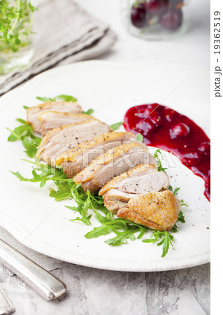 Duck breast meat with fresh salad, arugula 19362519