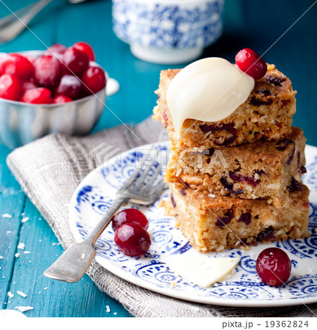 White chocolate cake, blondie, brownie, coconut White chocolate cake, blondie, brownie, coconut 19362824