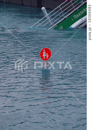 flood in Dresden 2013 19366983