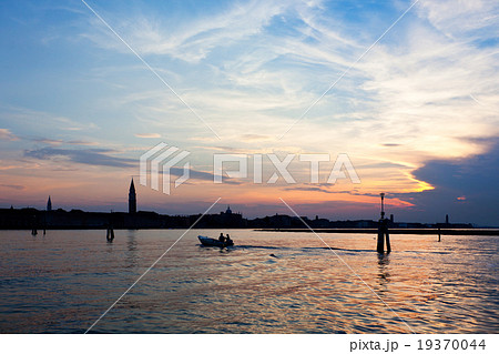 Venice Italy skyline after sunset 19370044