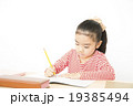 勉強する女の子　小学生　勉強　　 19385494