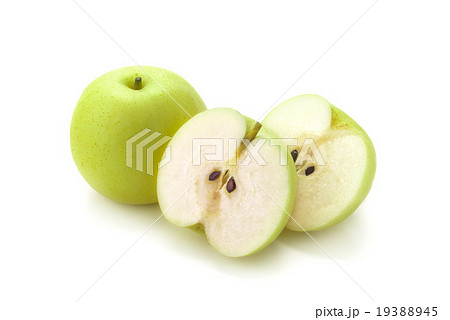 半分にカットした二十世紀梨 19388945