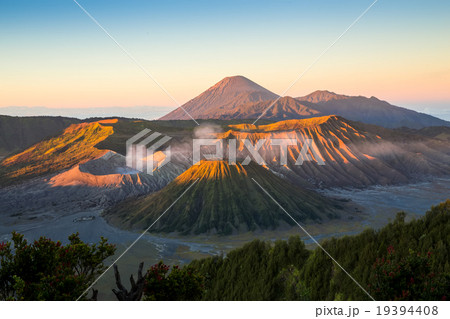 Amazing sunrise in Mount Bromo 19394408