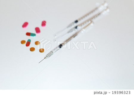 syringe insulin for diabetes and vaccination syringe insulin for diabetes and vaccination 19396323