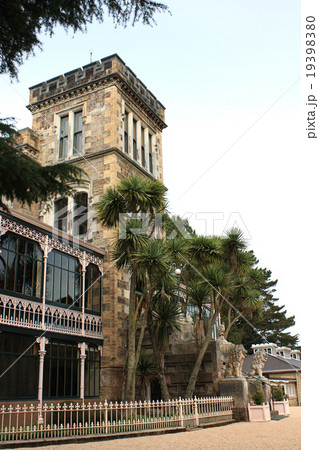 ラーナック城－外観（縦） 19398380