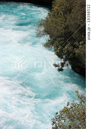 HUKA FALLS－フカ滝 19398512