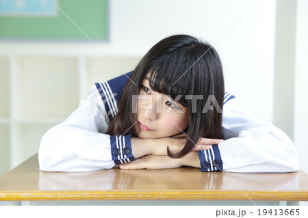 セーラー服　教室 19413665