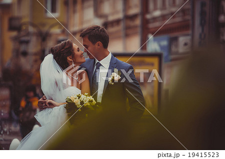 Happy bride and groom on their wedding Happy bride and groom on their wedding 19415523