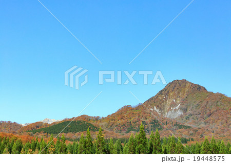 大山山系「烏ヶ山」 19448575