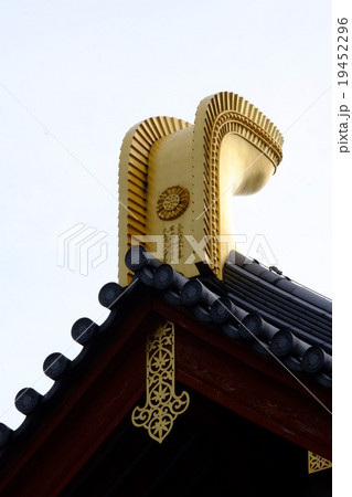 薬師寺大講堂鴟尾（シビ） 19452296