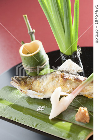 鮎の塩焼き 19454691