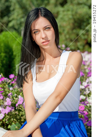 Beauty woman in nature Beauty woman in nature 19455272