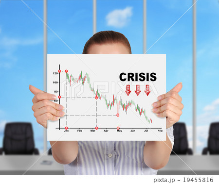 businesswoman showing blank paper businesswoman showing blank paper 19455816