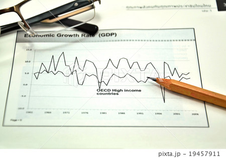 diagram on financial report with pencil 19457911