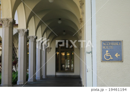 ACCESSIBLE ROUTE ACCESSIBLE ROUTE 19461194