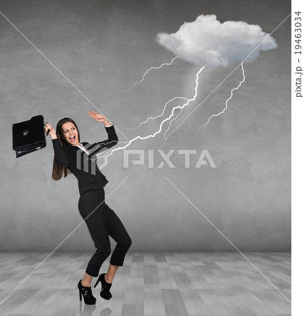 Thunderstorm strikes to businesswoman 19463034
