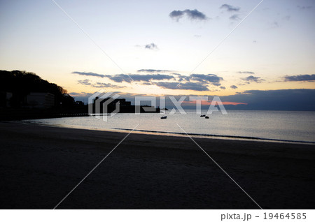 逗子海岸の夕景２ 19464585