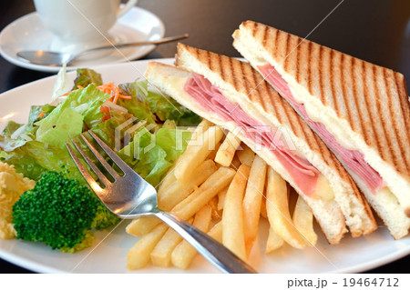 おいしいホットサンド 19464712