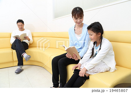 病院・歯科医院の待合室 病院・歯科医院の待合室 19465807