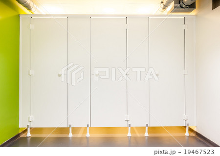 Toilets and skin 19467523