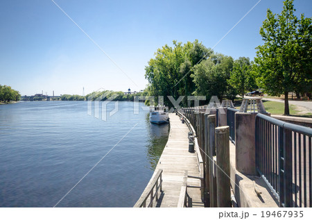 コネチカット州 州都 コネチカット川の写真素材 [19467935] PIXTA