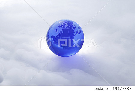 青いガラスの地球.大西洋 19477338