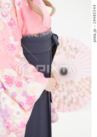 Japanese culture　Graduation ceremonies 19485544