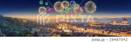 Fireworks under Arno River and Ponte Vecchio Fireworks under Arno River and Ponte Vecchio 19487042