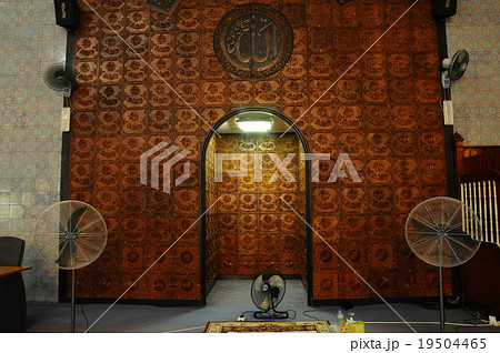 Architectural detail at Kuching Town Mosque  19504465