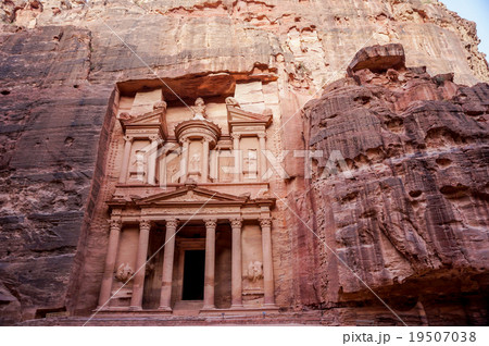 ペトラ遺跡、ヨルダン 19507038
