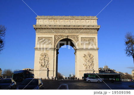パリの凱旋門 19509396