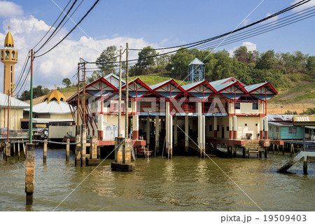 ブルネイの新名所・カンポンアイールの水上集落 ブルネイの新名所・カンポンアイールの水上集落 19509403