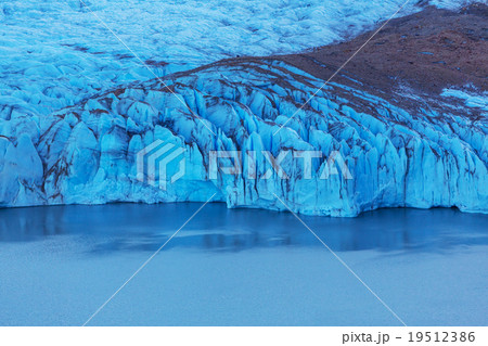 Glacier in Argentina 19512386