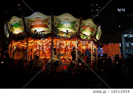メリーゴーランド 19512659