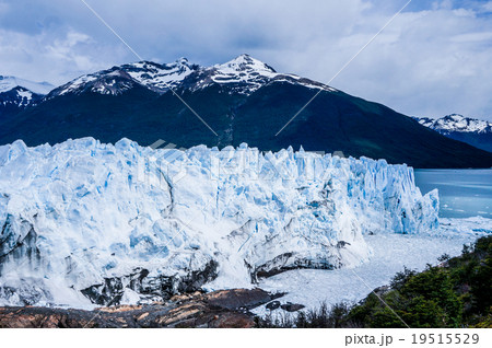 ペリト・モレノ氷河、アルゼンチン 19515529