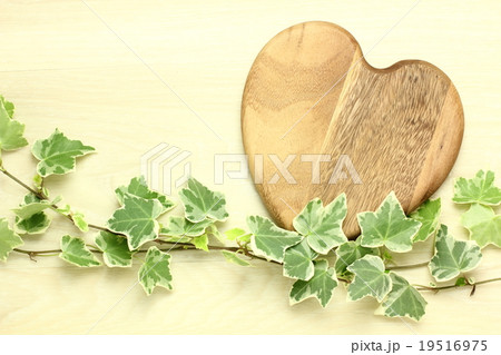メッセージボード　ハート 19516975