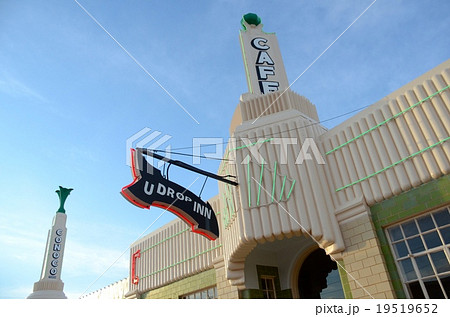 ルート６６沿線に残る景色（モーテル） 19519652