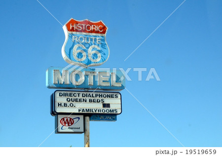 ルート６６沿線に残る景色（モーテルの看板） 19519659