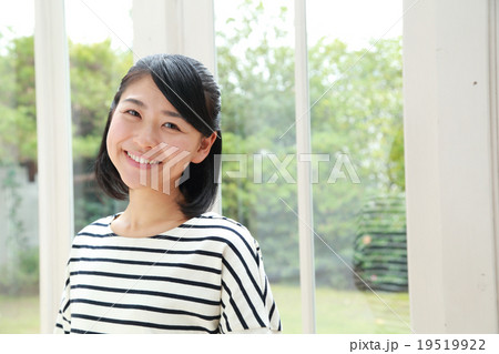 30代爽やかな女性 19519922