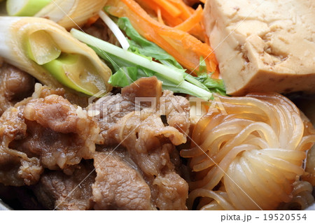 すき焼き すき焼き 19520554